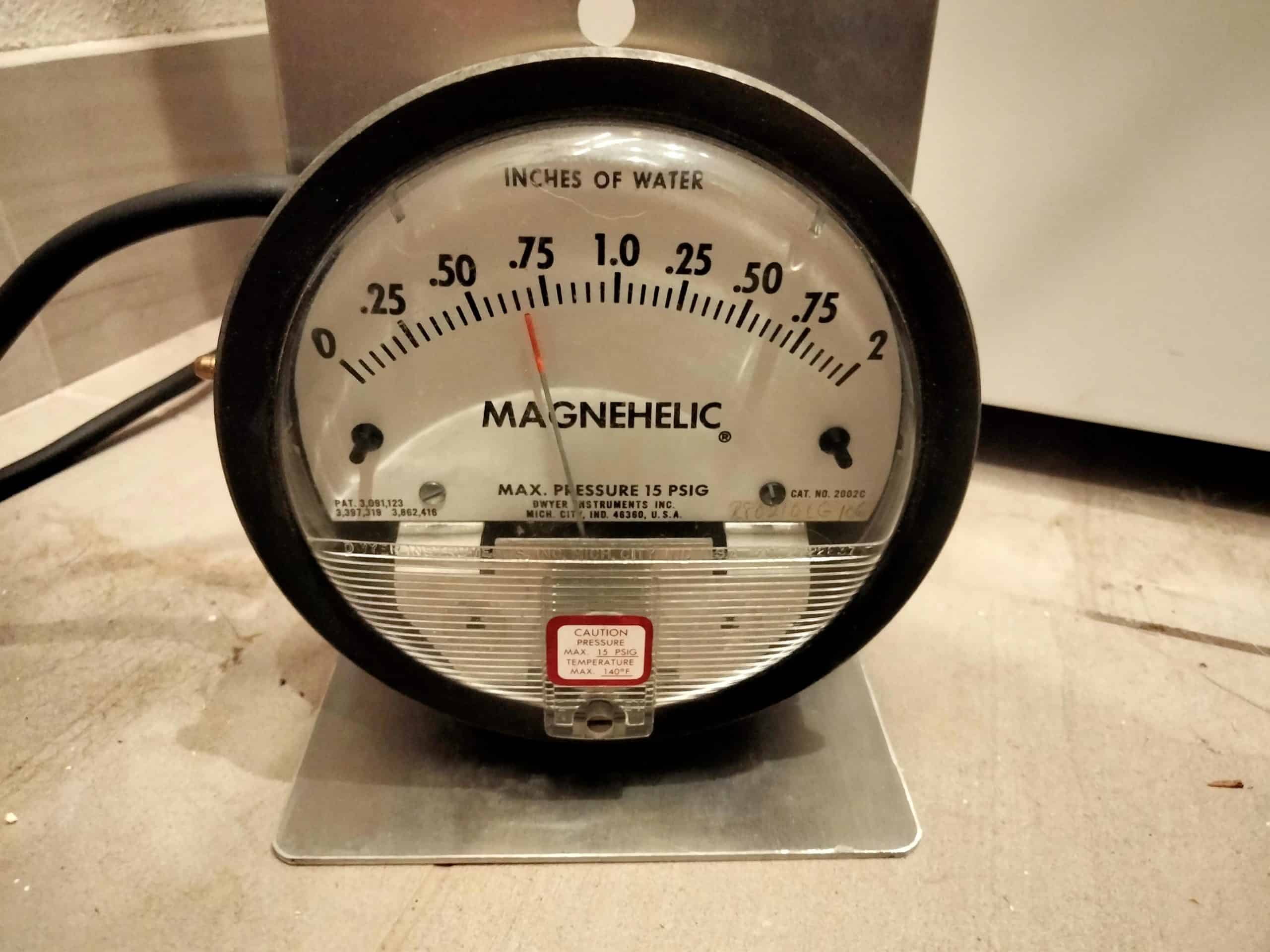 Close-up: Magnehelic reading in inches of water column (in. w.c.)