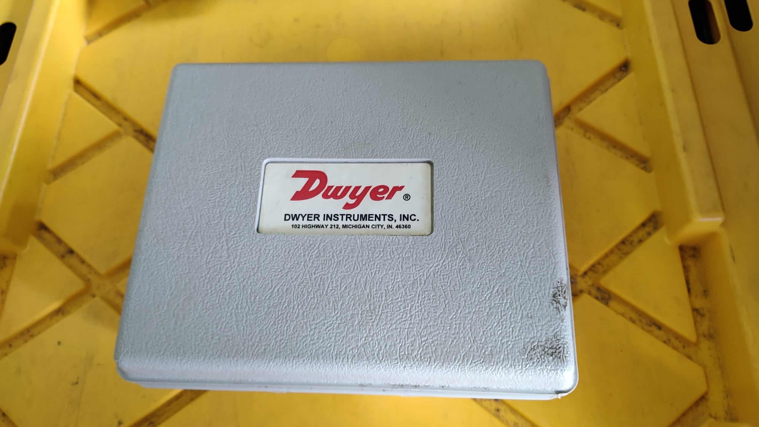 Dwyer Instruments carrying case — Magnehelic gauge