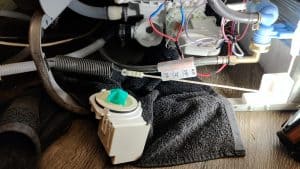 Frigidaire-Dishwasher-Pump-Remove-Process