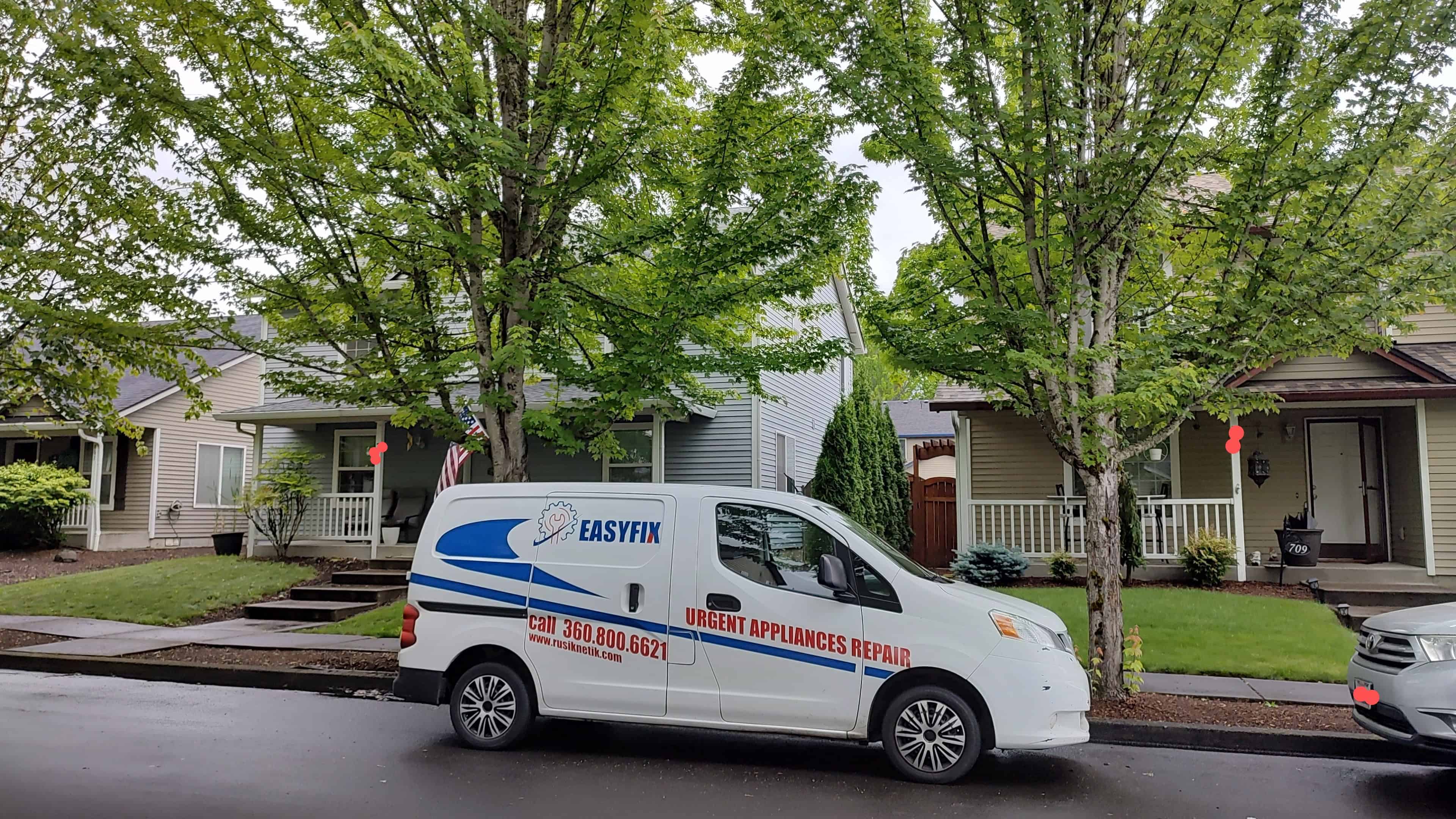 EasyFix service van at customer location in Battle Ground WA