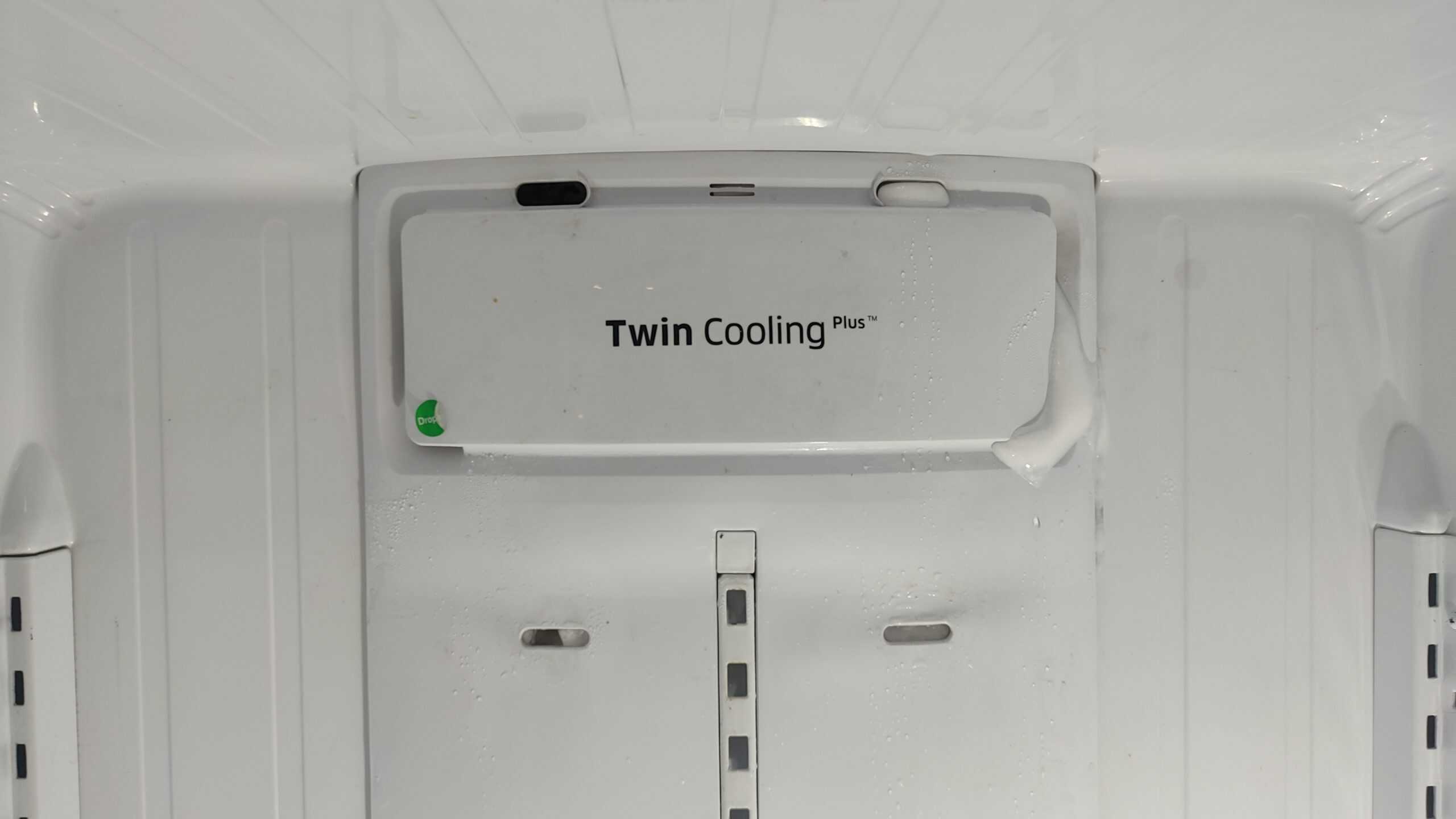 Samsung refrigerator evaporator cover frozen in fresh food section not cooling