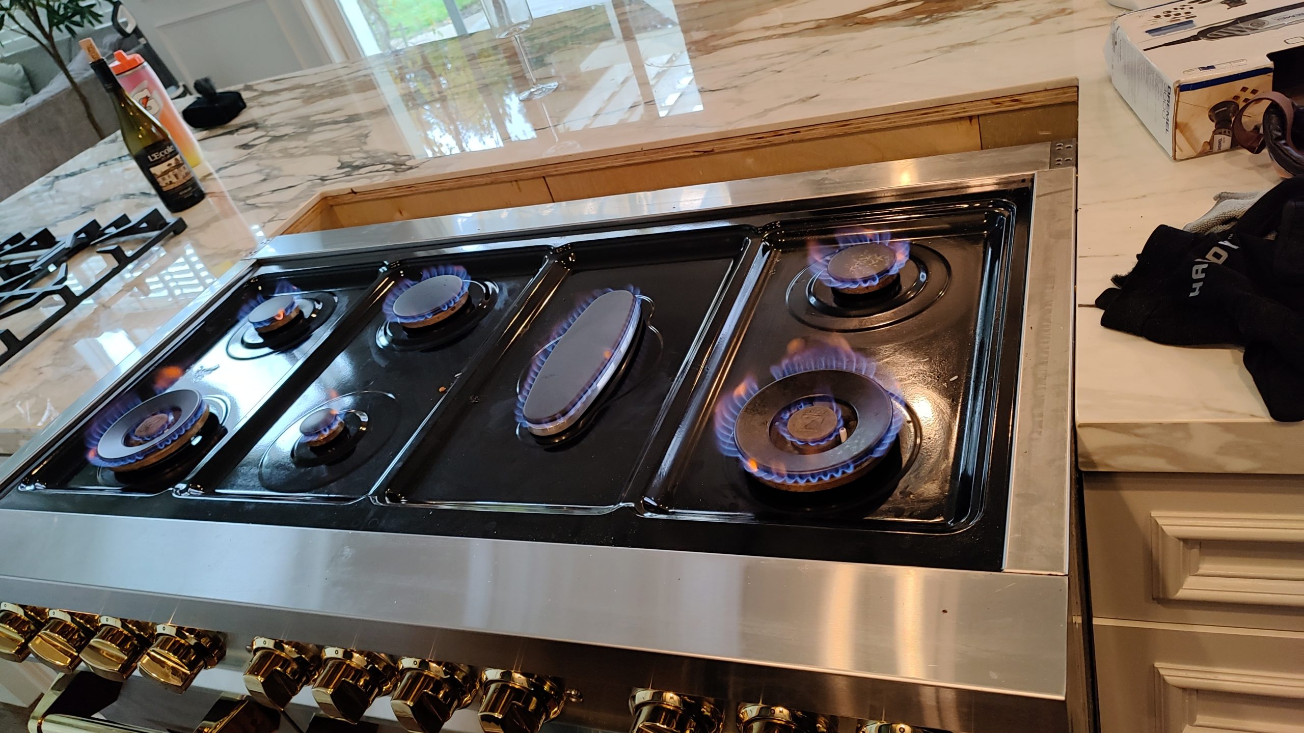 ZLINE RA48 burners working properly after repair