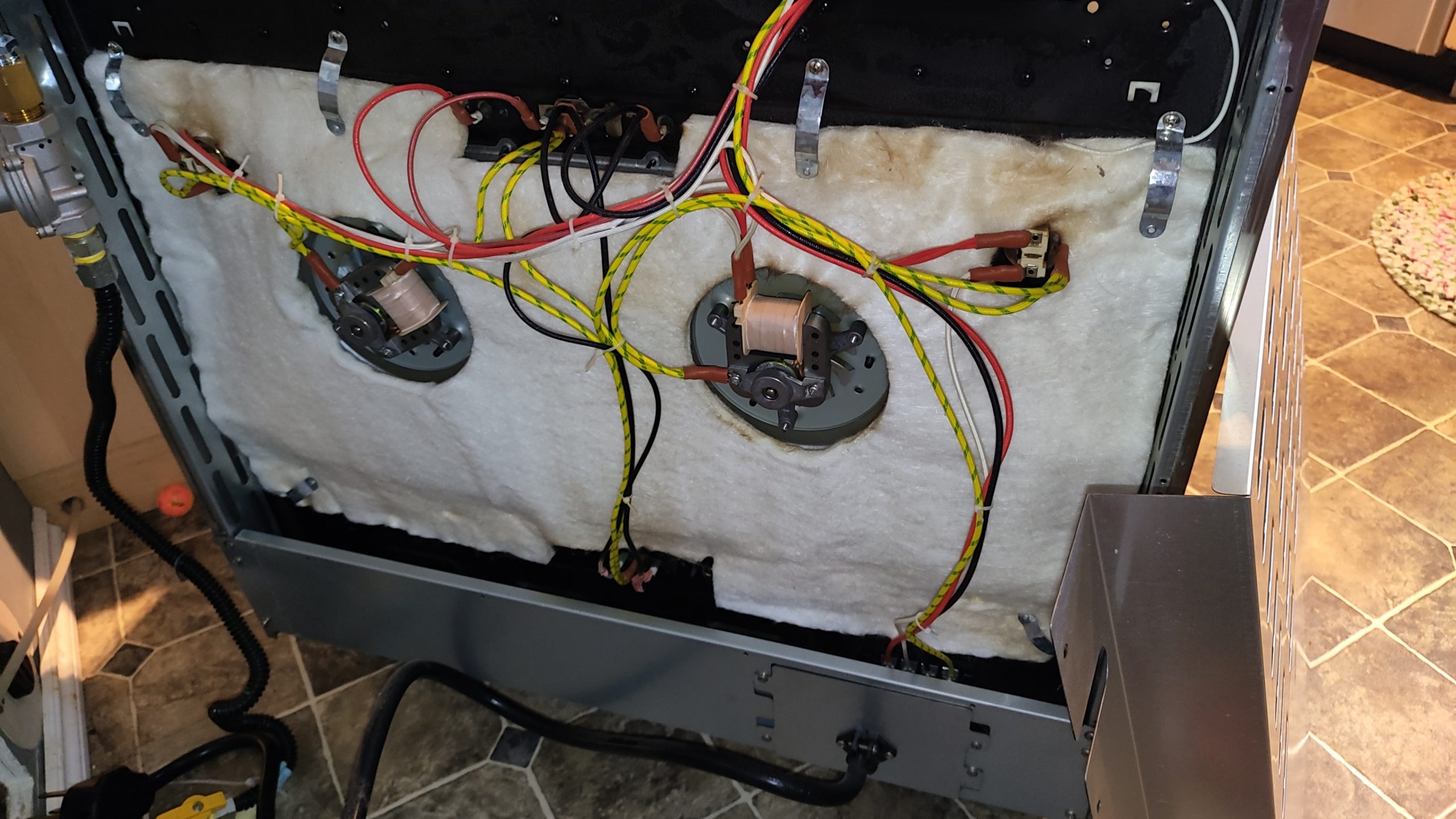 ZLINE RA30 range burned heating element contact rear view