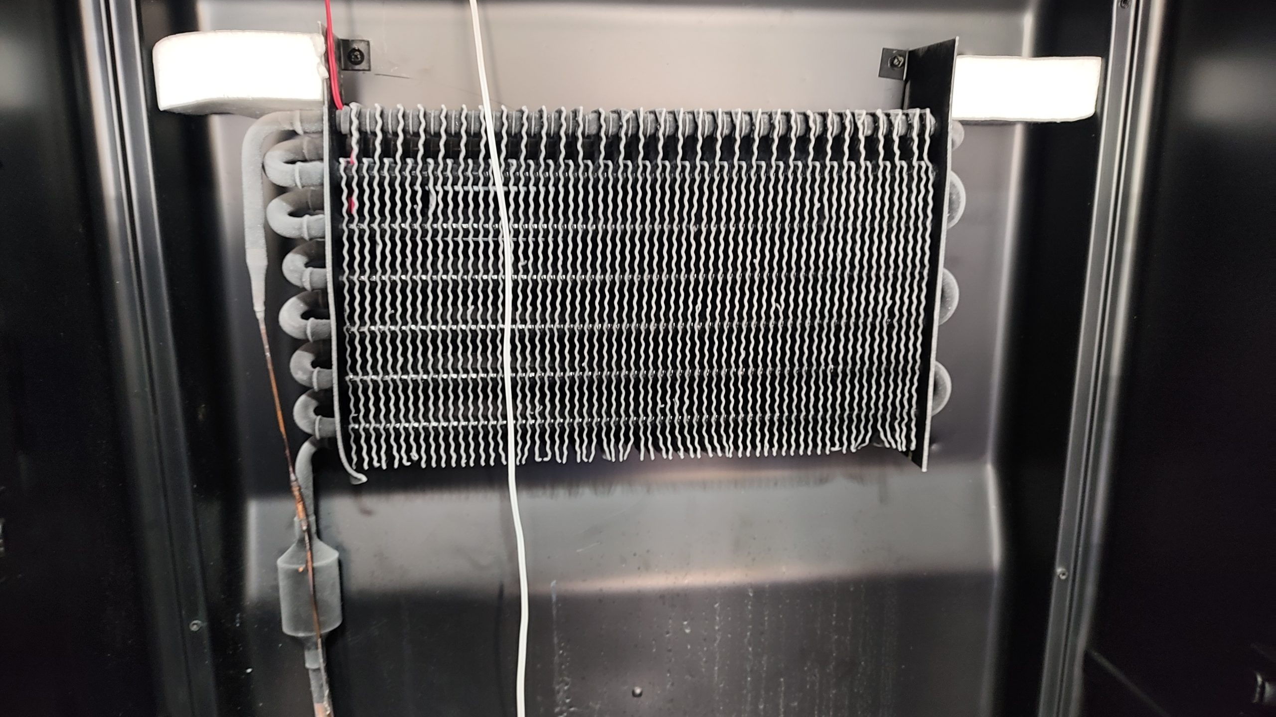 Allavino wine cooler frost pattern after evaporator replacement in La Center WA