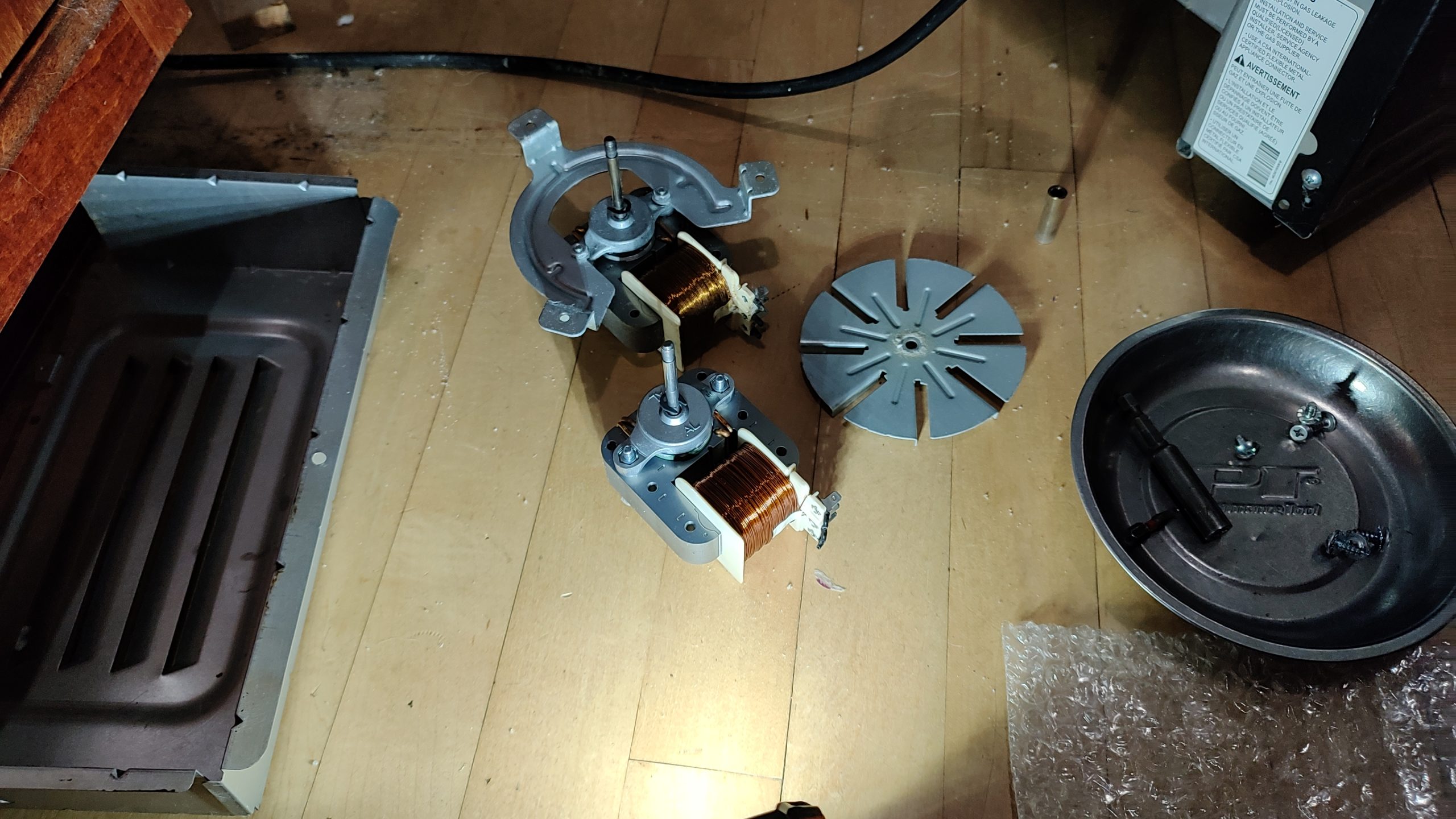 LG range convection fan motor replacement part EAU62343001 in Camas WA